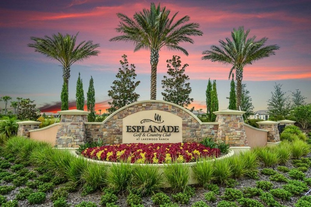 Esplanade Golf and Country Club